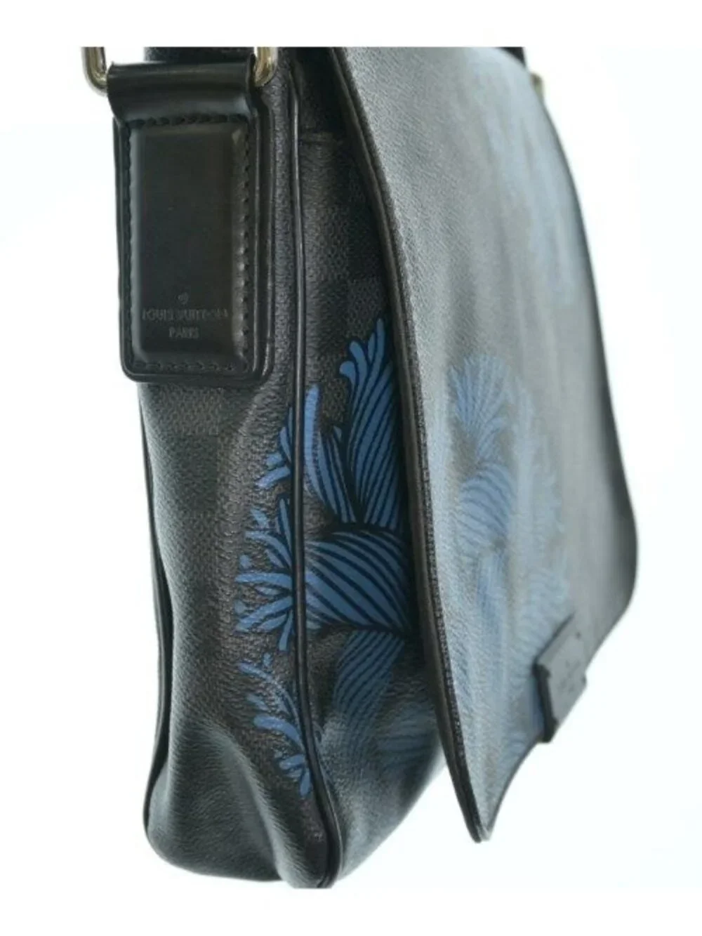 Louis Vuitton Shoulder Bag